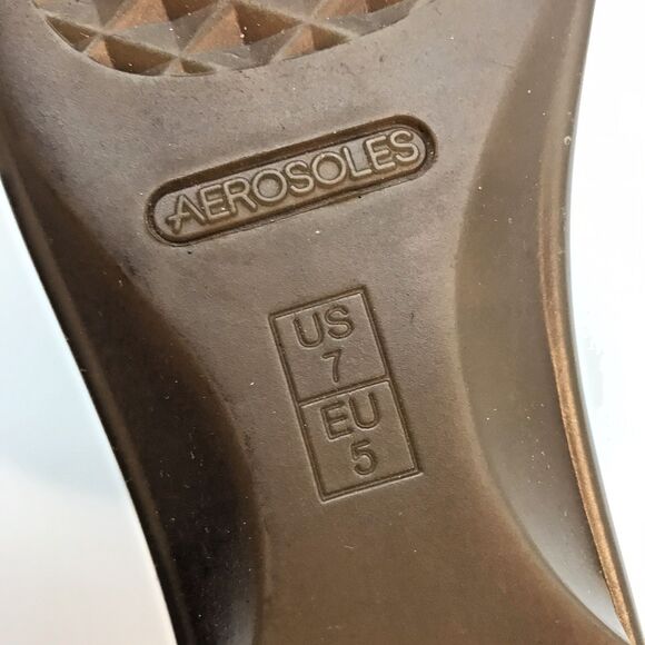 Aerosoles Medieval Tan Wedge Women’s 7M Faux Leather Square Toe  Comfort Shoes - Picture 10 of 10